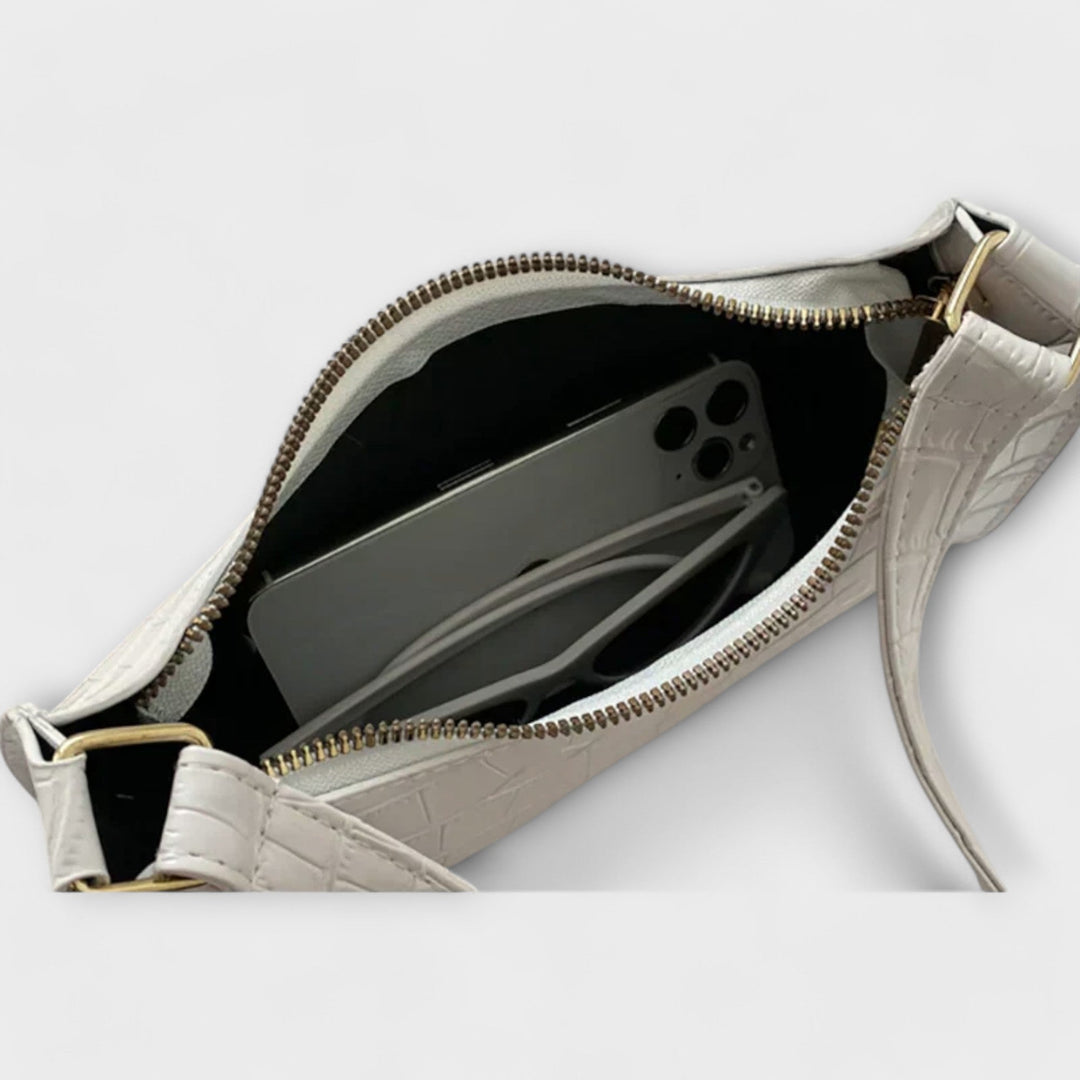 Ава - Лъскава Кожена Чанта